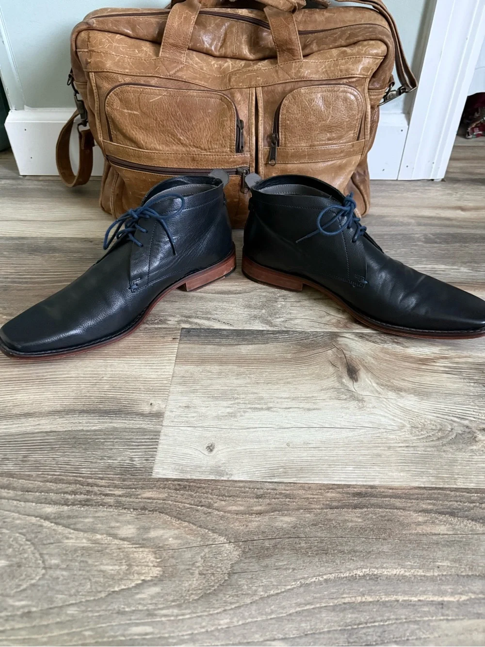 Ted Baker London Black Leather Ashcroft chukka boots size 9